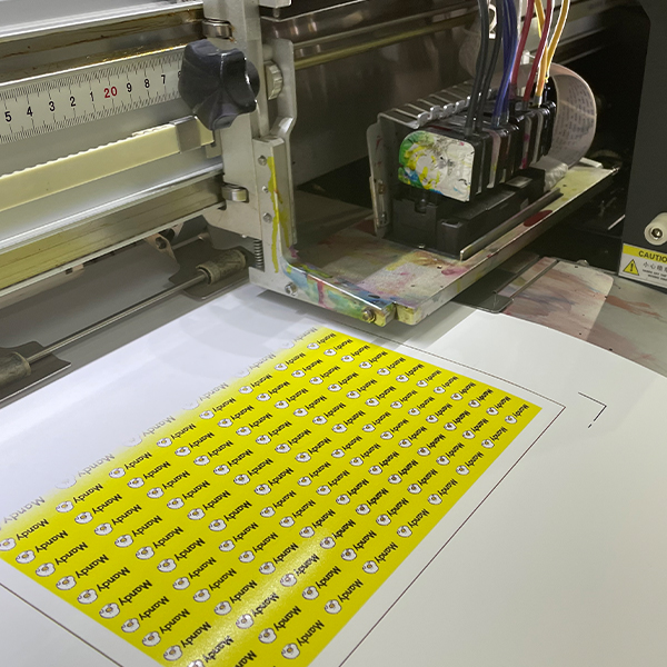 blank stick on clothing labels